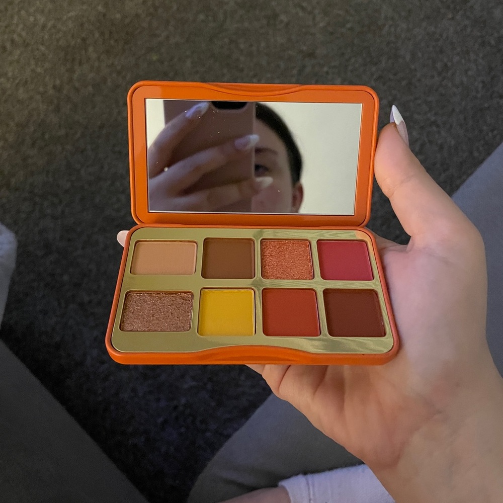 Too Faced Light My Fire On-The-Fly Mini Eyeshadow Palette